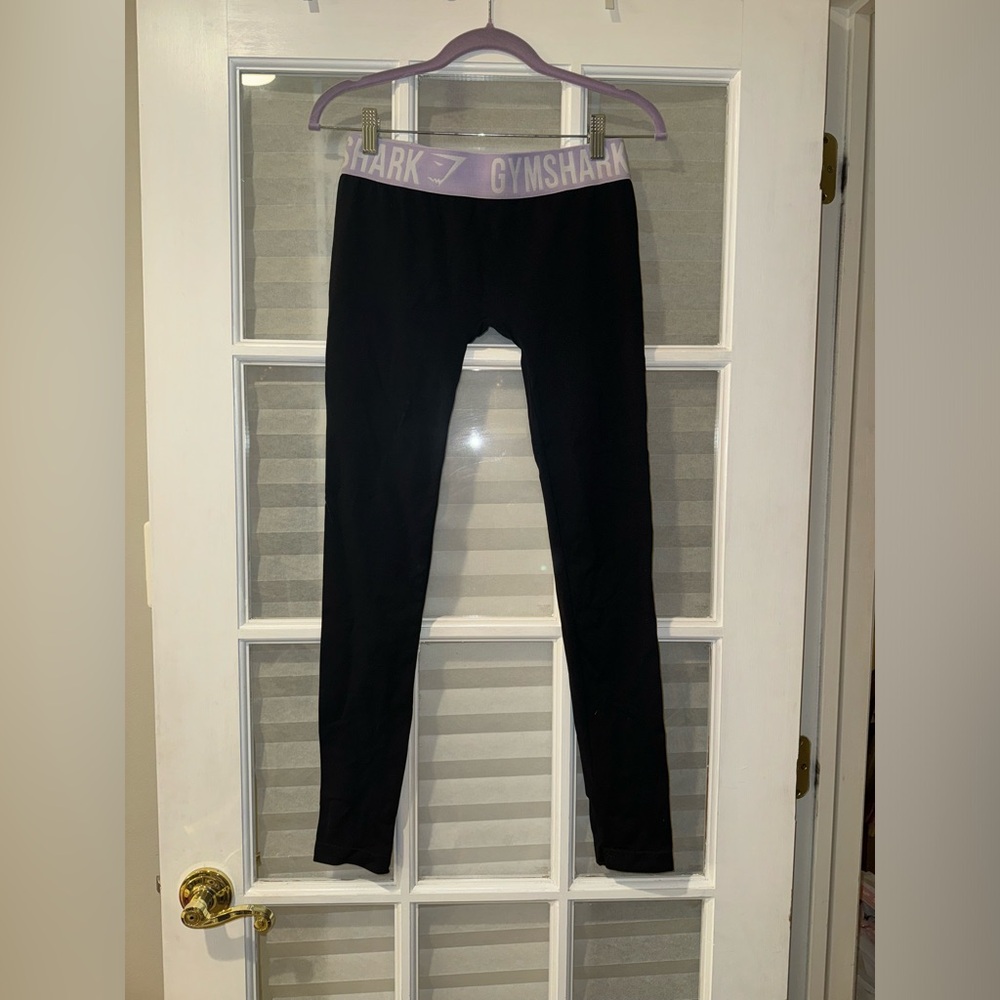 Small Gym shark cropped compression Leggings